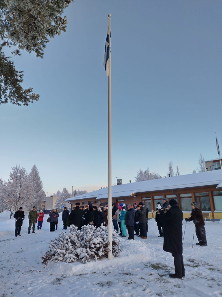 PLAY Kontiolahti -blogi: Uusi muistomerkki Suojeluskunnalle ja Lotta Svärdille